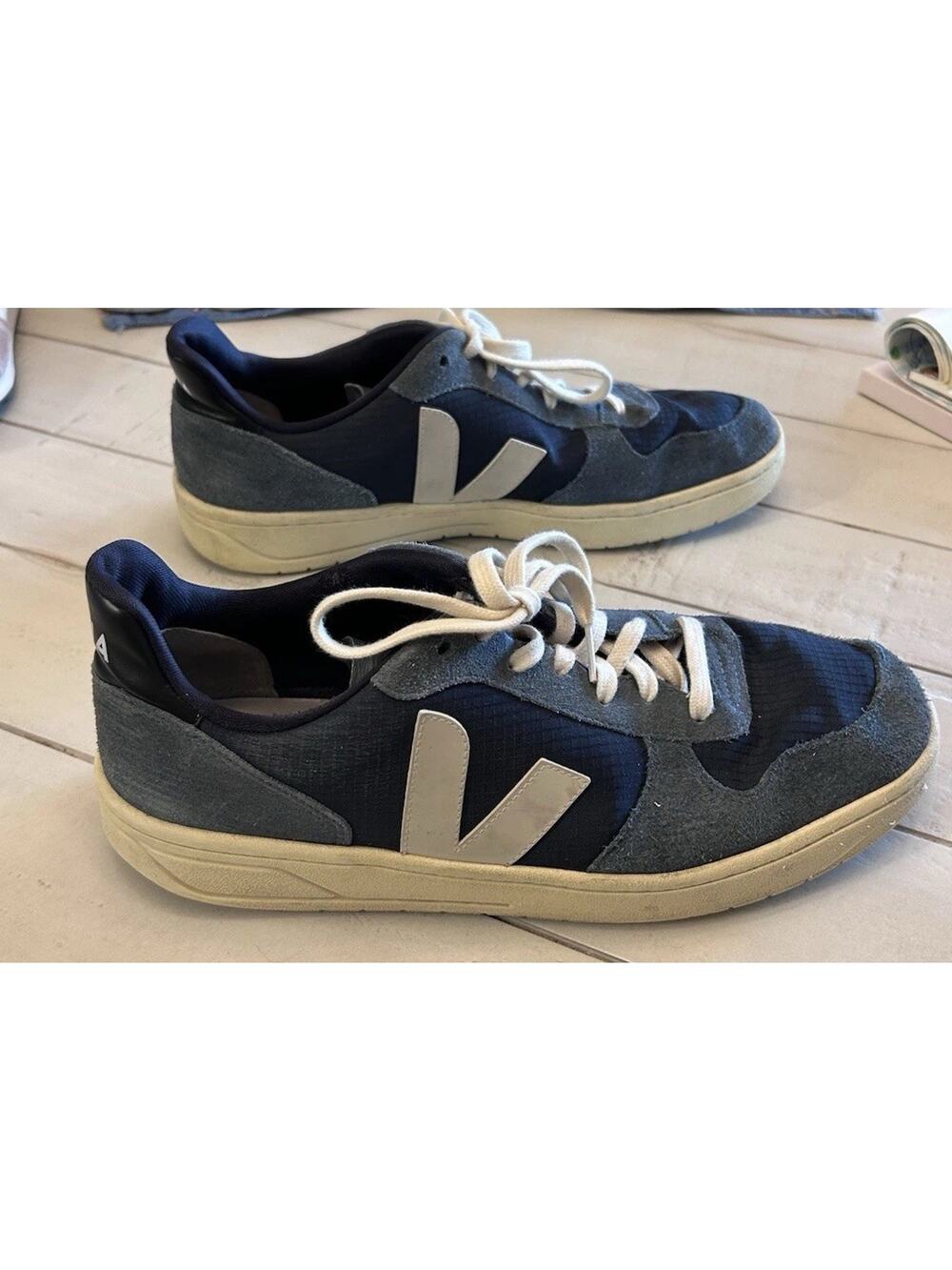 veja sneakers mens Size 13